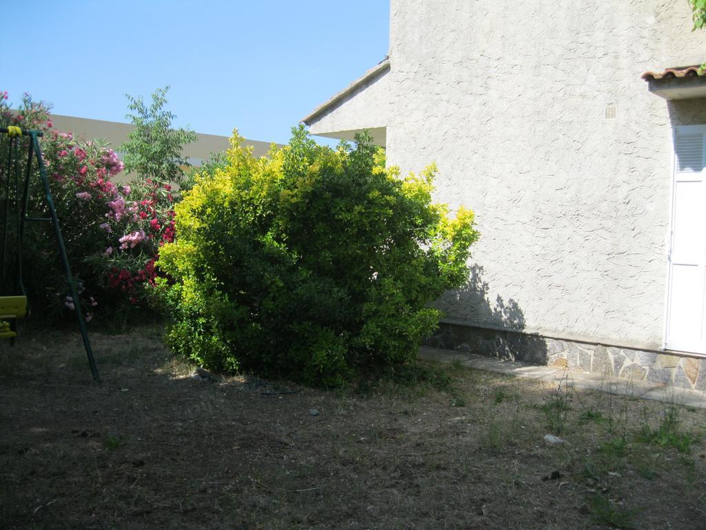 Appartement La Plage En Provence Le Pradet Habitación foto