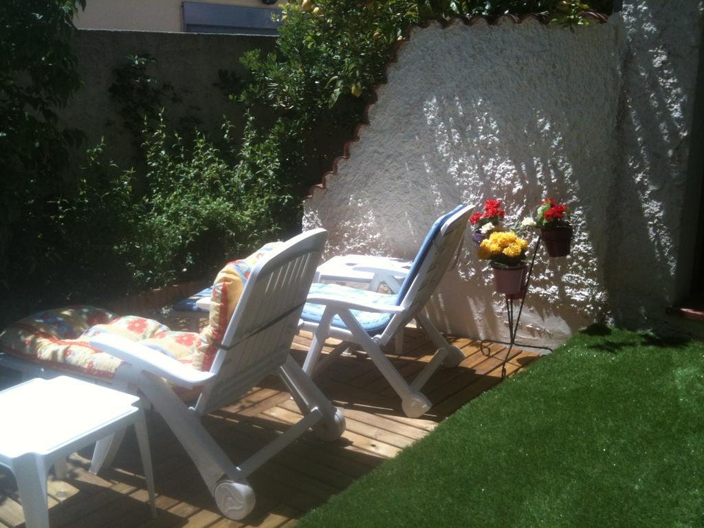 Appartement La Plage En Provence Le Pradet Habitación foto